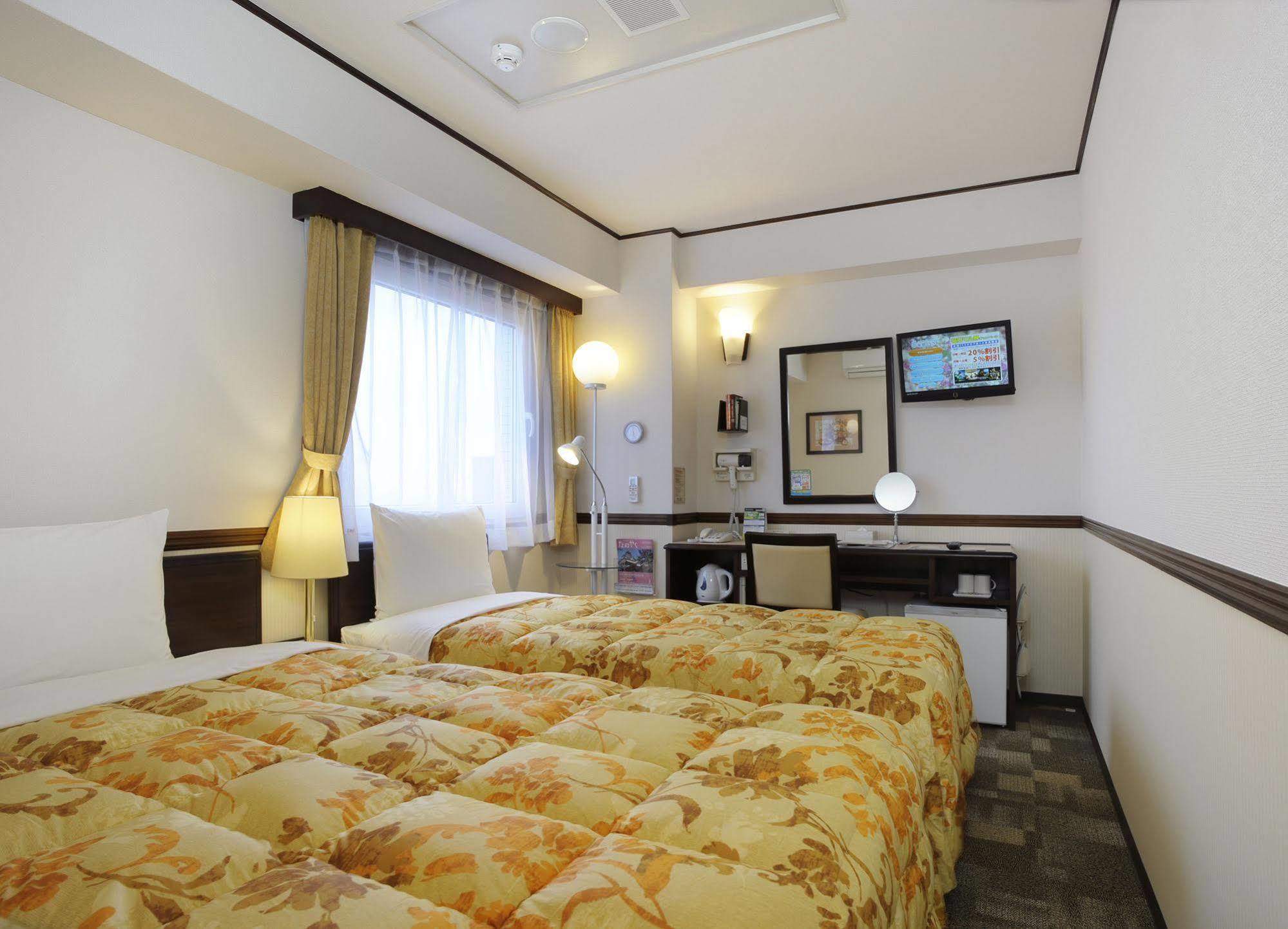 Toyoko Inn Jr Yokohama Sen Sagamihara Ekimae Экстерьер фото