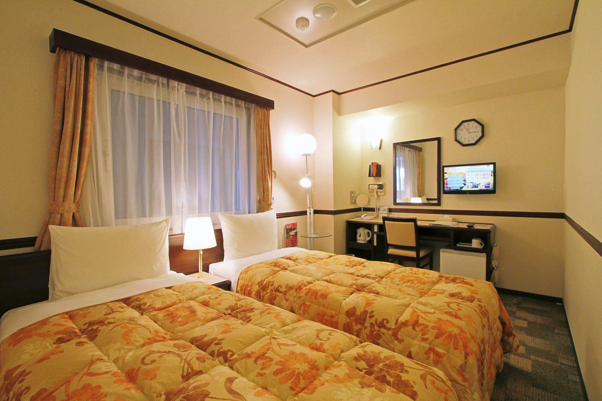 Toyoko Inn Jr Yokohama Sen Sagamihara Ekimae Экстерьер фото